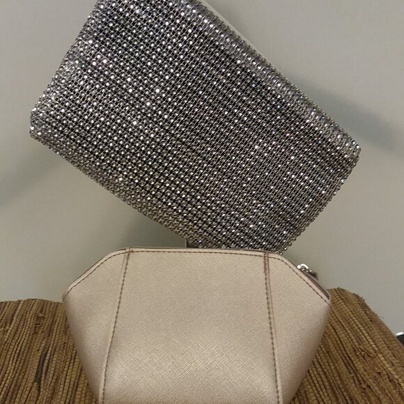 NWOT Sparkling Metallic Wristlet Clutch 5.75" x 5.75" ✨ - Picture 6 of 6